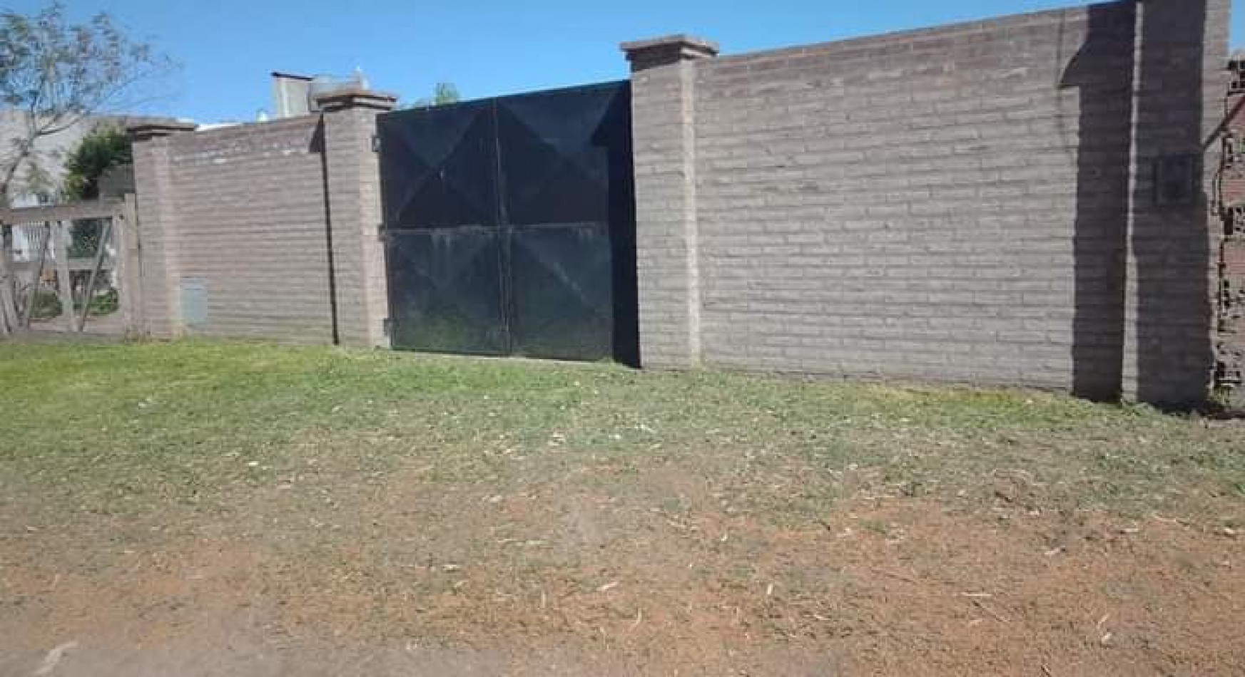 LOTE EN VENTA BARRIO 12 DE OCTUBRE