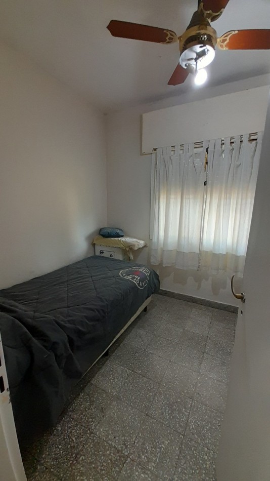 CASA EN VENTA / ZELARRAYAN AL 2800