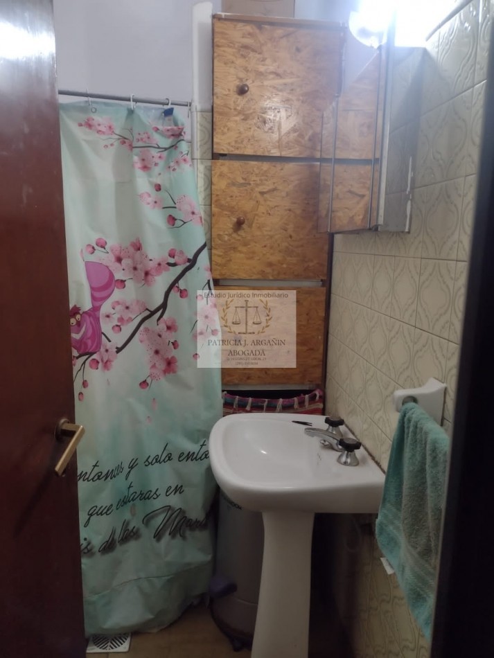 CASA EN VENTA BARRIO LA FALDA