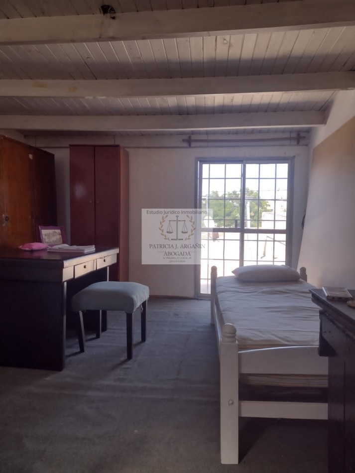 CASA EN VENTA BARRIO LA FALDA