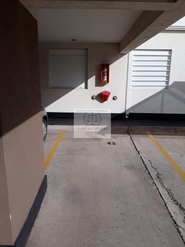 COCHERA EN VENTA