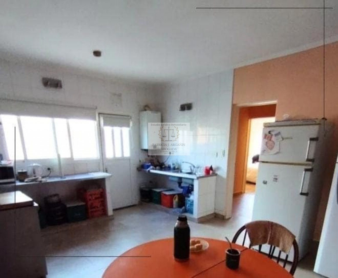 CASA EN VENTA BARRIO CENCI
